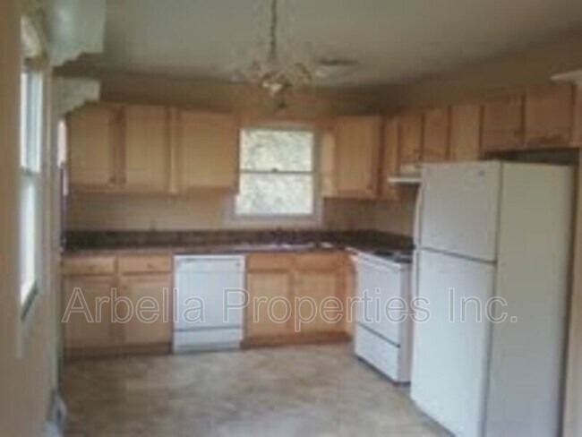 Building Photo - 909 Kendrick Creek Rd