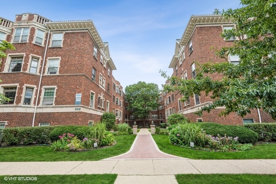 Primary Photo - 555 Hinman Ave