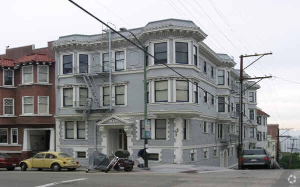 Building Photo - 1190 Washington St