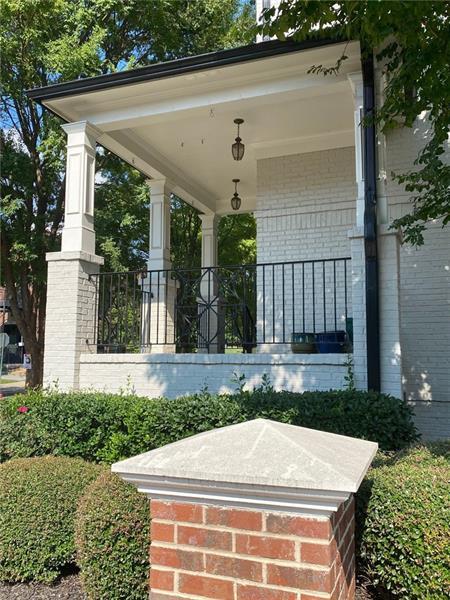 Foto del edificio - 308 Suwanee Ave NW