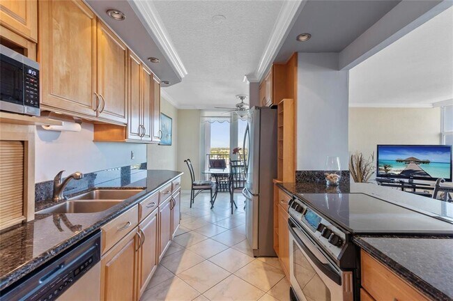 Foto del edificio - 2881 NE 33rd Ct