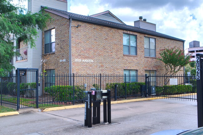 Main Access point. - 2025 Augusta Dr