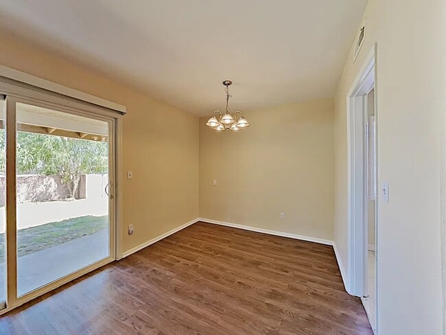 Building Photo - 9250 Swinton Ave