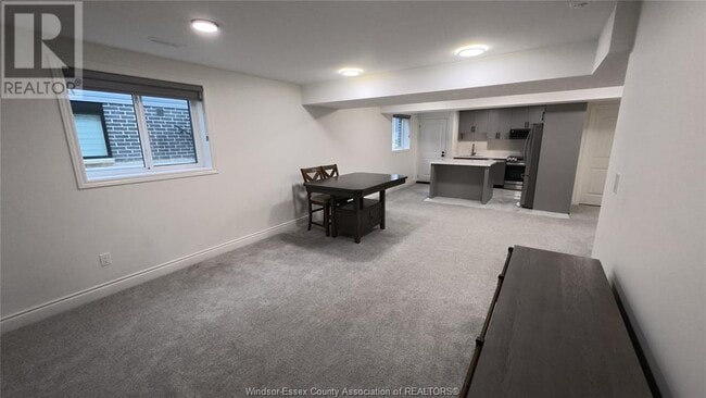Building Photo - 79 Kingsbridge Dr