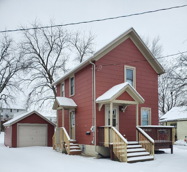 Building Photo - 235 Taylor St