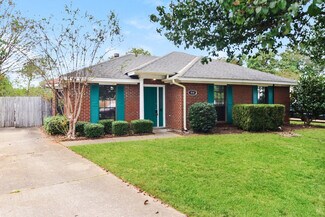 Building Photo - 414 Woodhaven Ct