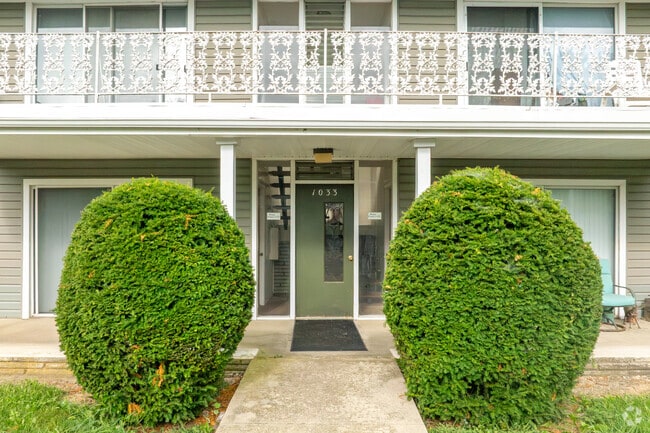 Entrance - PARK FOREST APARTMENTS