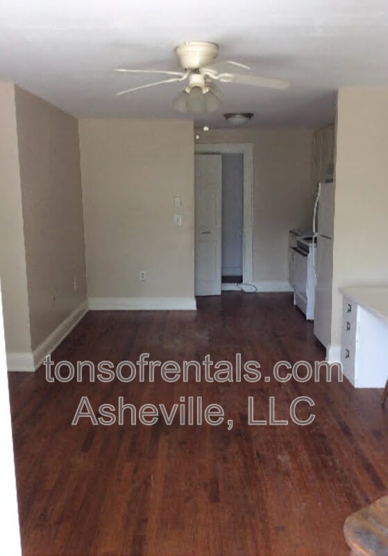 Foto del edificio - 1A Gables Place