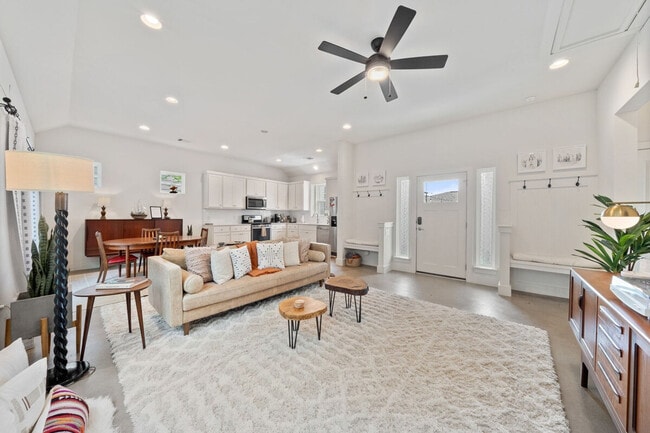 Building Photo - 1307 1/2 Fort Branch Boulevard-SI ID1492694P