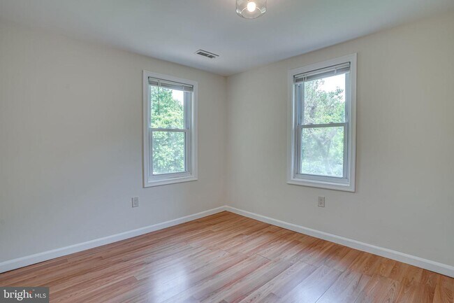 Building Photo - 22815 Booker Washington Ave