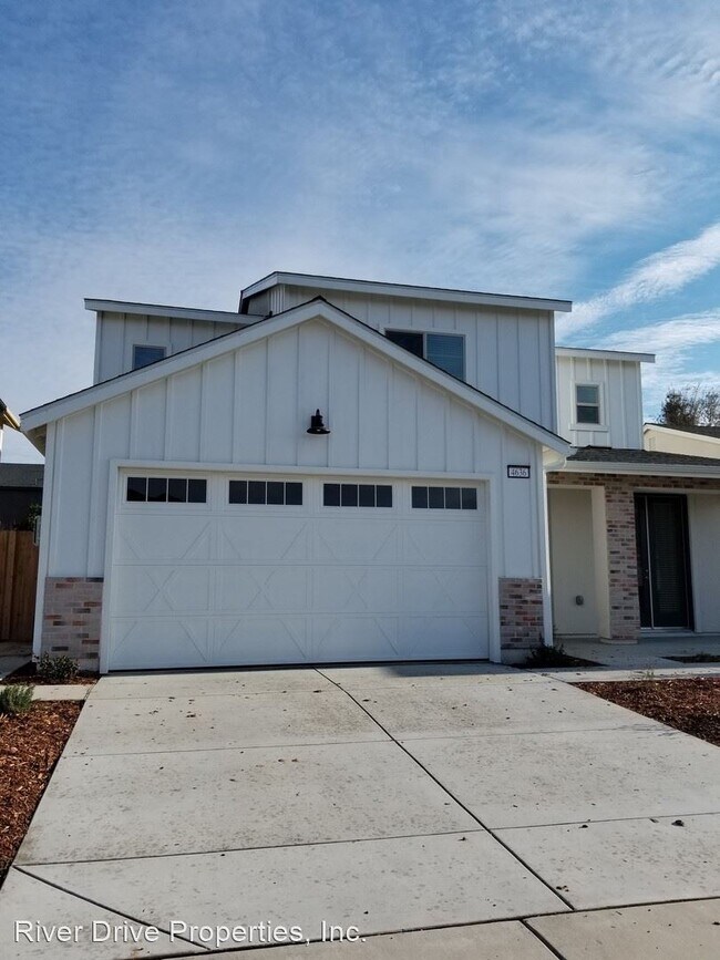 Foto del edificio - 4 br, 2.5 bath House - 4636 Beckman Way