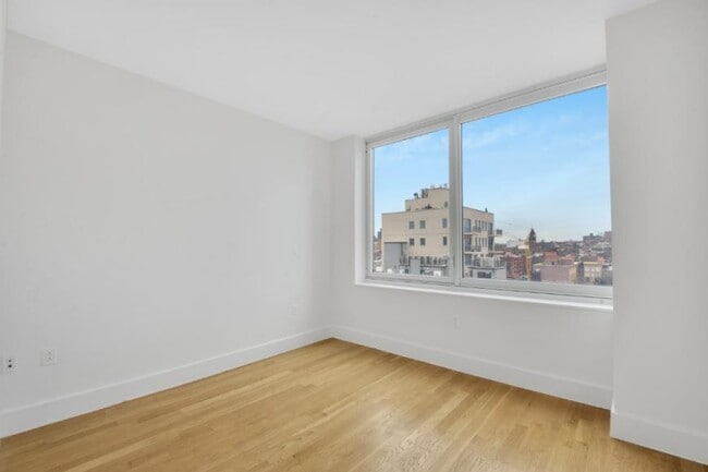 Building Photo - 2 bedroom in Brooklyn NY 11217