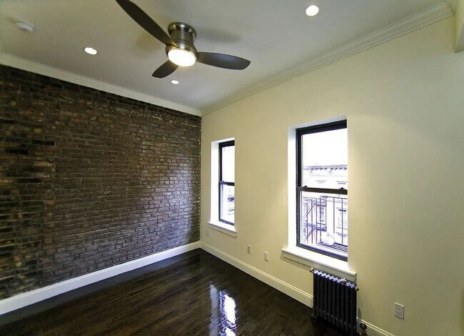 Foto del edificio - 39 East 1st Street