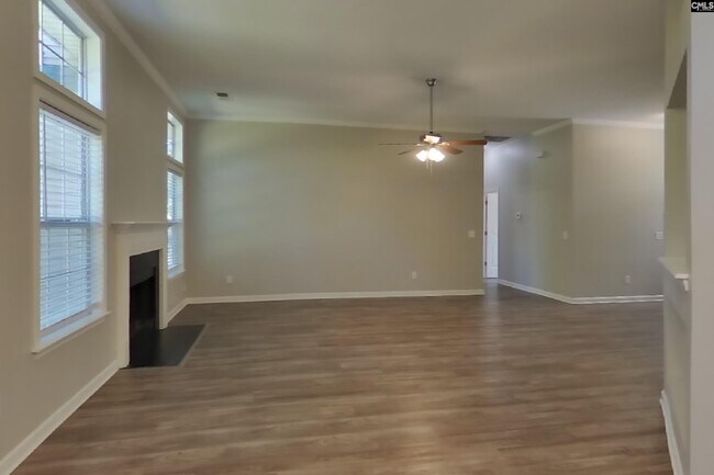 Building Photo - 12 New Stock Ct