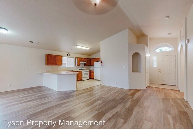 Building Photo - 3 br, 2 bath House - 633 Valley Meadows NE