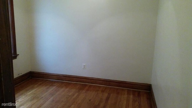 Foto del edificio - 1240 N Keeler Ave