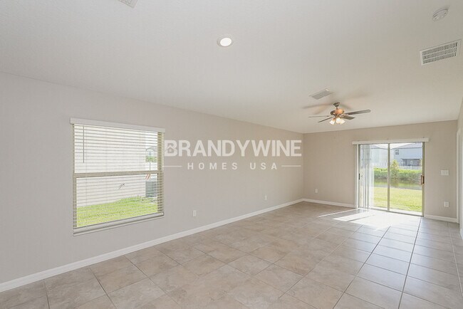 Building Photo - 5136 White Chicory Dr