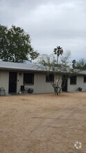 Building Photo - 1402 W Becker Ln