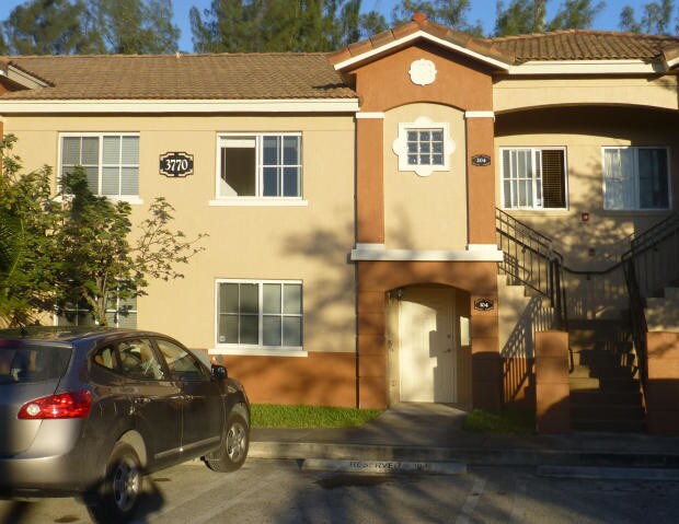 Primary Photo - 3770 N Jog Rd