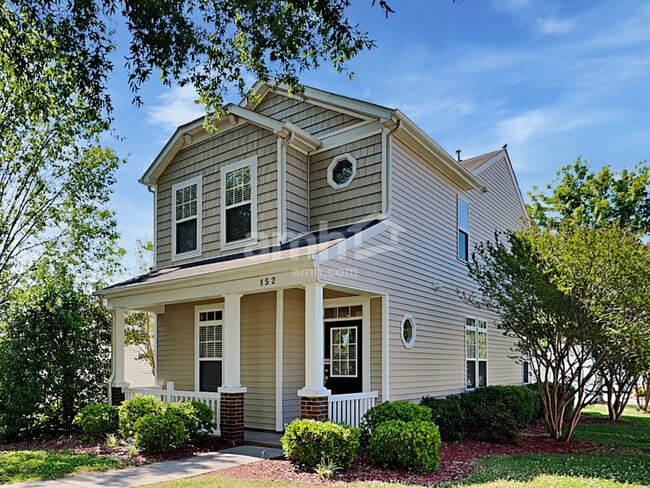 Building Photo - 152 Town Park Dr