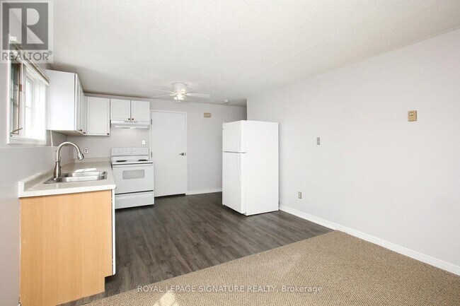 Photo du bâtiment - 42 Tecumseh Ave