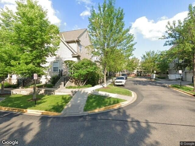 Foto principal - Available Now! Amazing Townhouse 3 Bedroom...