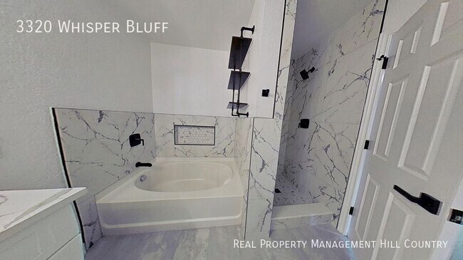 Foto del edificio - 3320 Whisper Bluff