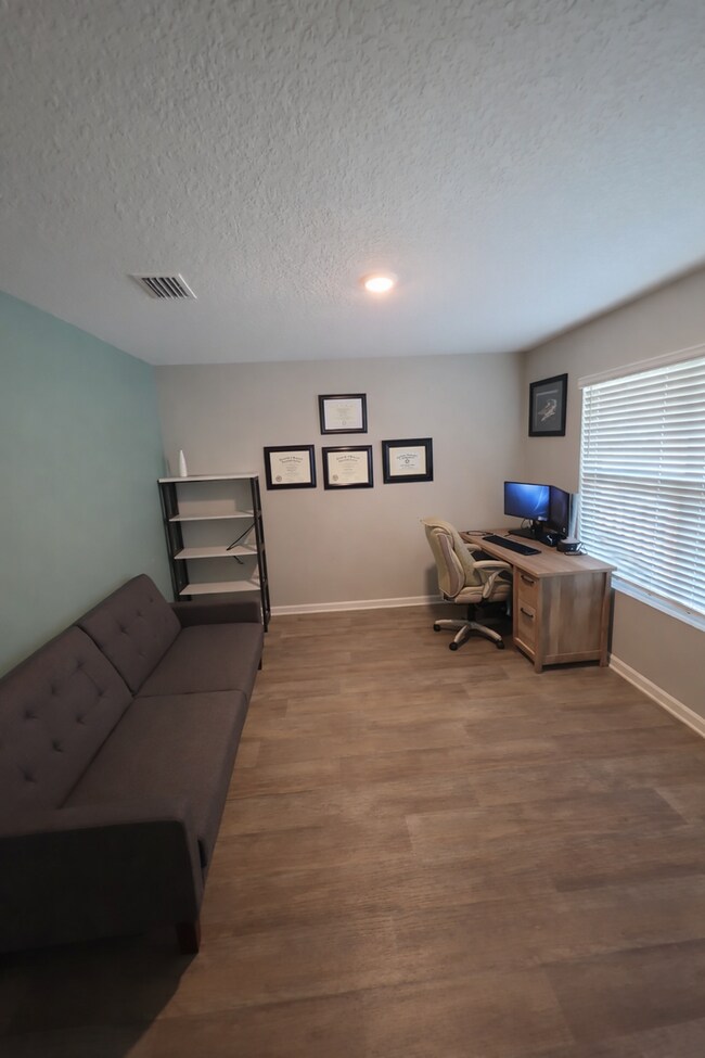 Foto del edificio - Pensacola - Bridlewood - 5 bedroom, 3 bathroom