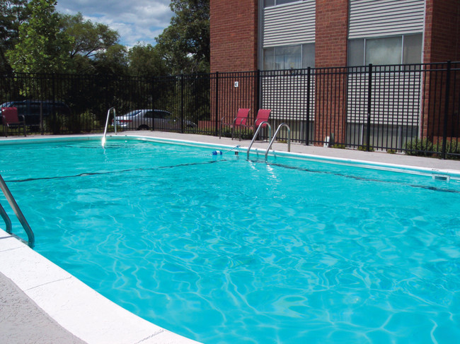 Pool for summer fun - Glen Willows