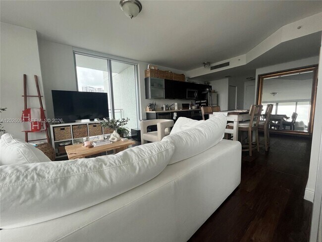 Foto del edificio - 90 SW 3rd St