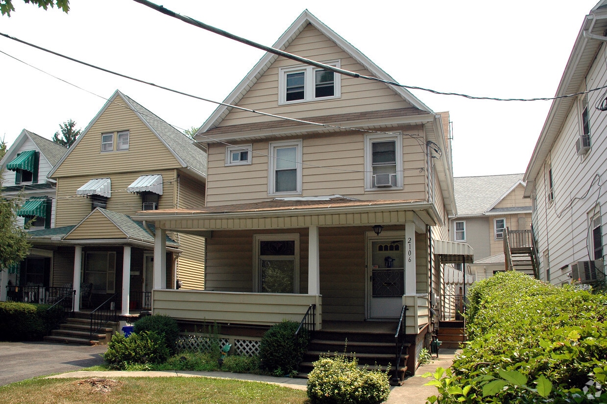 2106 Boulevard Ave, Scranton, PA 18509 Apartments in Scranton, PA