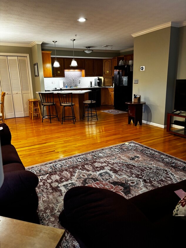 Primary Photo - 7 Conant Rd