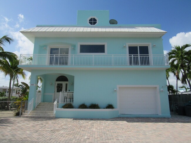Building Photo - 103 Starfish Ln