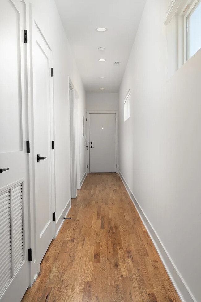 Building Photo - 4608 S Indiana Ave