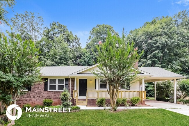 Building Photo - 332 Foxcroft Dr