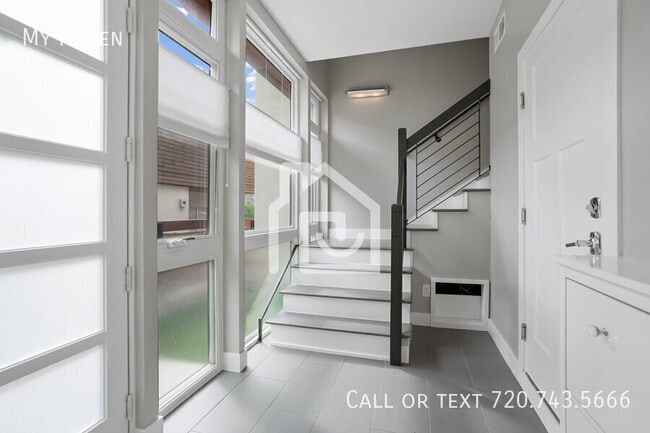 Building Photo - 2735 W 21st Ave