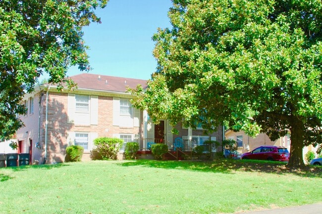Building Photo - 4807 Jeffery Dr