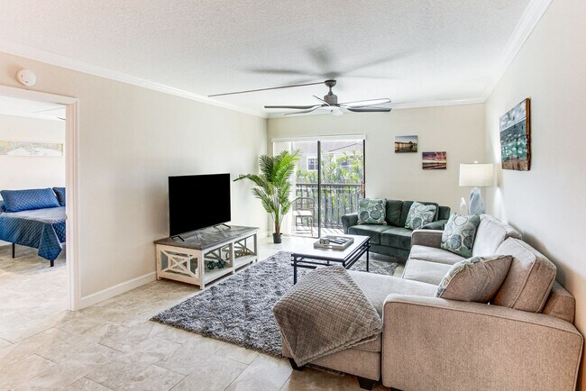 Foto del edificio - 12491 McGregor Blvd