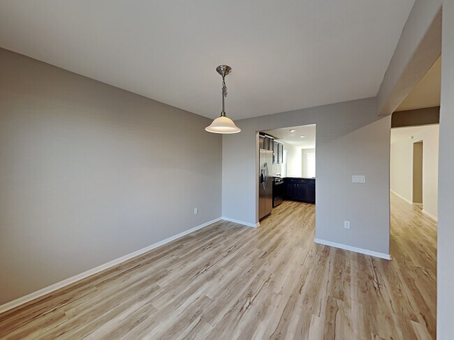 Building Photo - 322 Horizon Ave