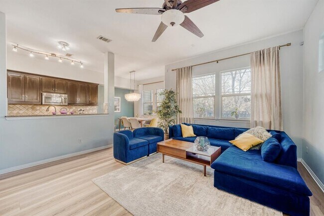 Foto del edificio - 1009 Taulbee Ln