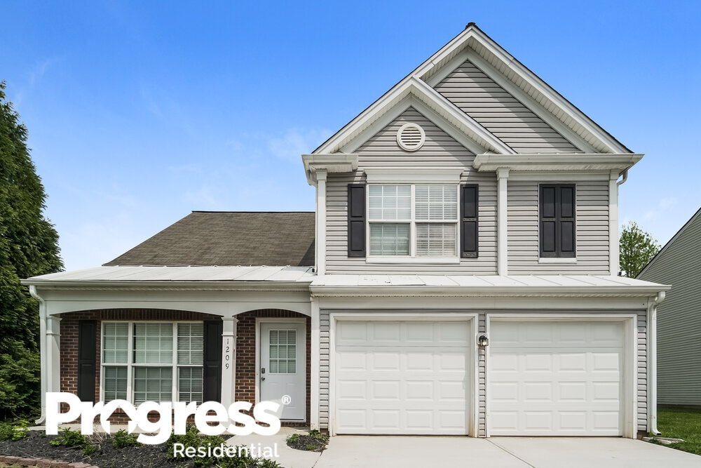 1209 Stourbridge Lion Dr, Charlotte, NC 28213 House Rental in