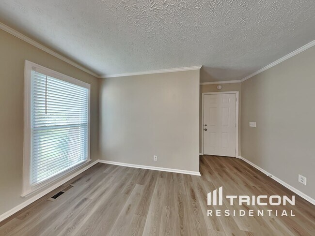 Foto del edificio - 2103 Winthorne Ln