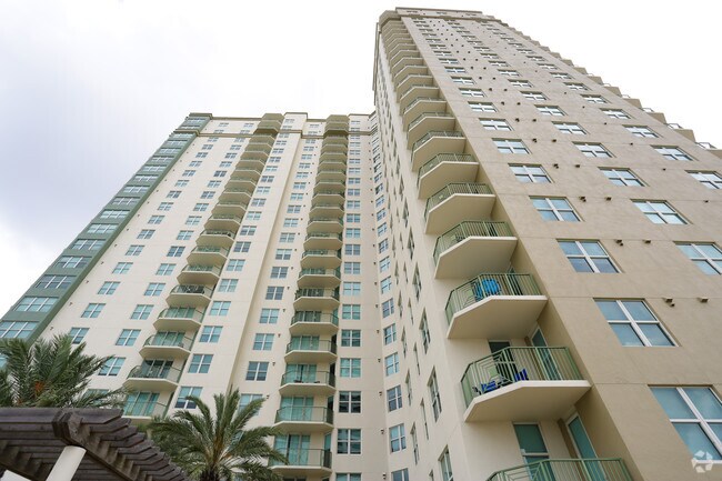 The Strand Apartments Jacksonville Fl