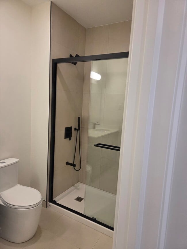 Building Photo - 4300 Laurier Pky