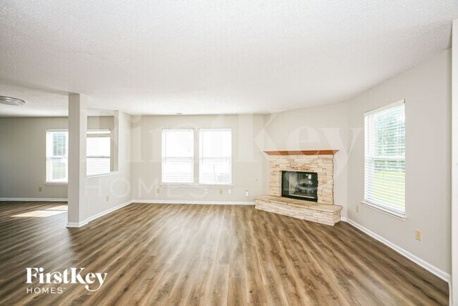 Foto del edificio - 10305 Kings Gap Way