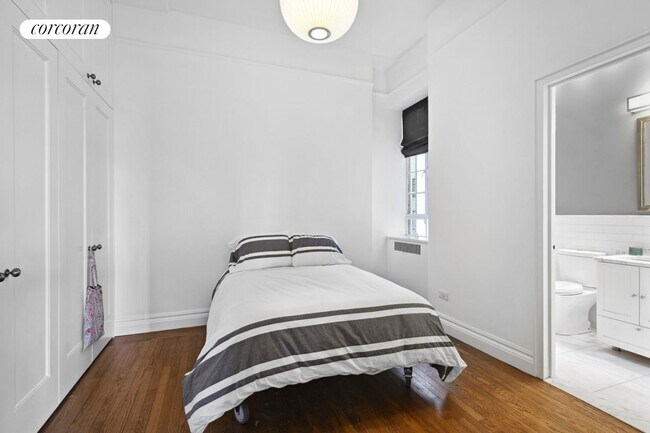 Foto del edificio - 11 W 81st St