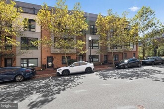 Building Photo - 428 Stabler Ln