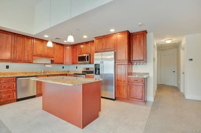 Building Photo - 34 Della Dr