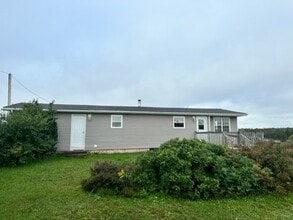 Building Photo - 1117 Gowan Brae Rd