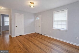 Building Photo - 9204 51st Ave